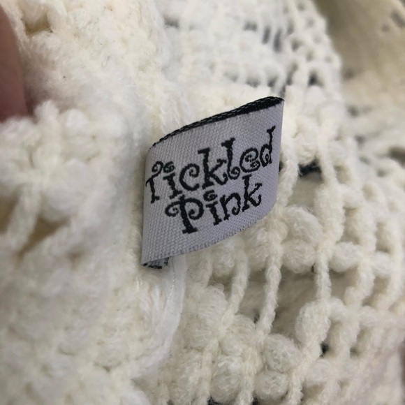 Cream Crocheted Shawl with Fringe - Picture 5 of 6